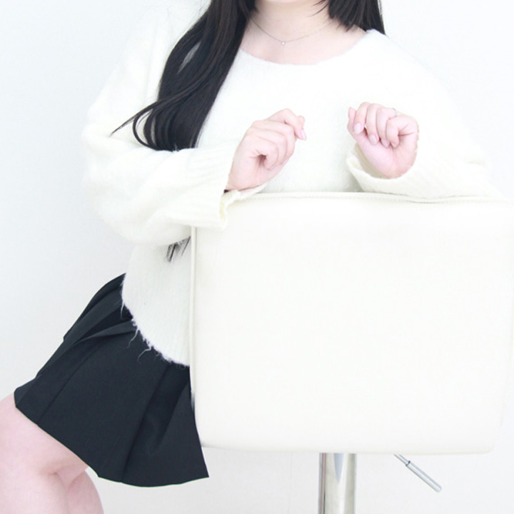 20代　学生 パパ活女性会員様のプロフィール写真｜大阪グラミー倶楽部